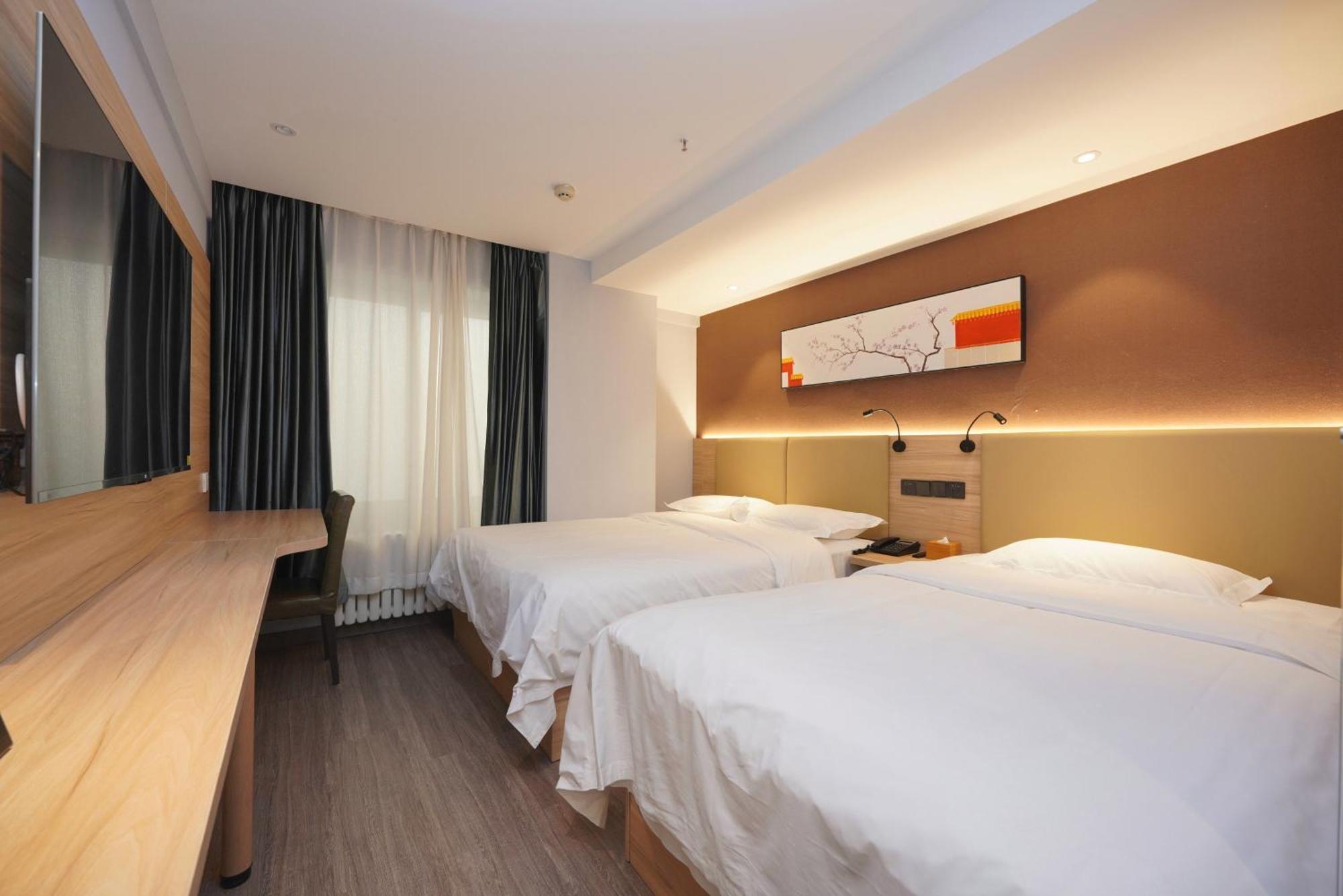 Beijing Dongdan Hotel Near Wangfujing Street,Tian'Anmen Square,The Forbidden City,Free Self-Service Laundry Room Екстериор снимка