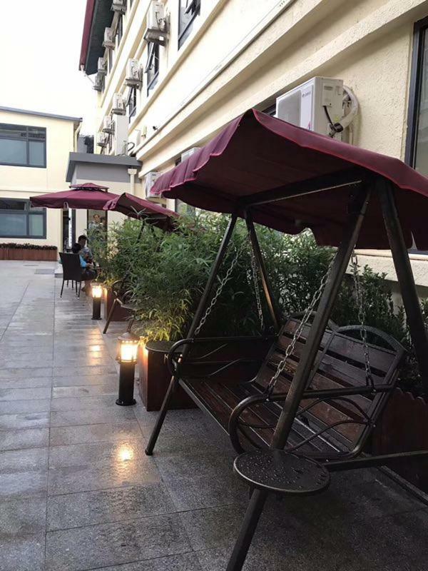 Beijing Dongdan Hotel Near Wangfujing Street,Tian'Anmen Square,The Forbidden City,Free Self-Service Laundry Room Екстериор снимка